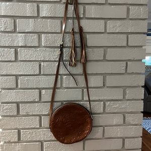 Patricia Nash SCAFATI Canteen-Shaped Crossbody Bag-Vintage Tan Tooled